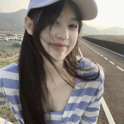 惊叫少女